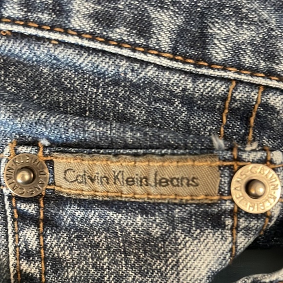 Calvin Klein high waisted flare jeans junior women’s size 1 - Picture 13 of 16